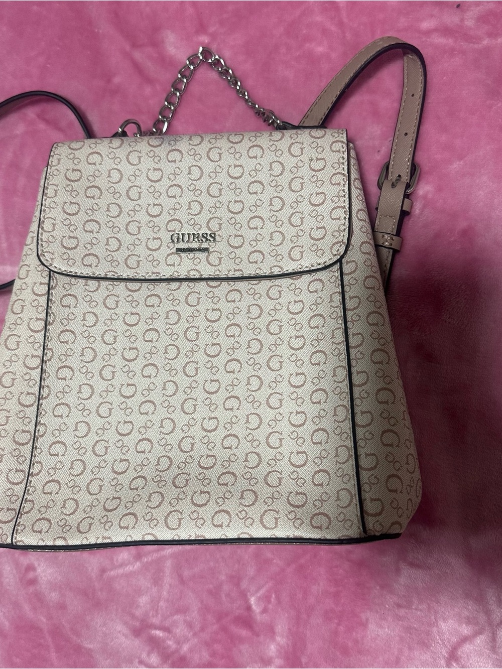 GUESS mauve Logo-Print Backpack